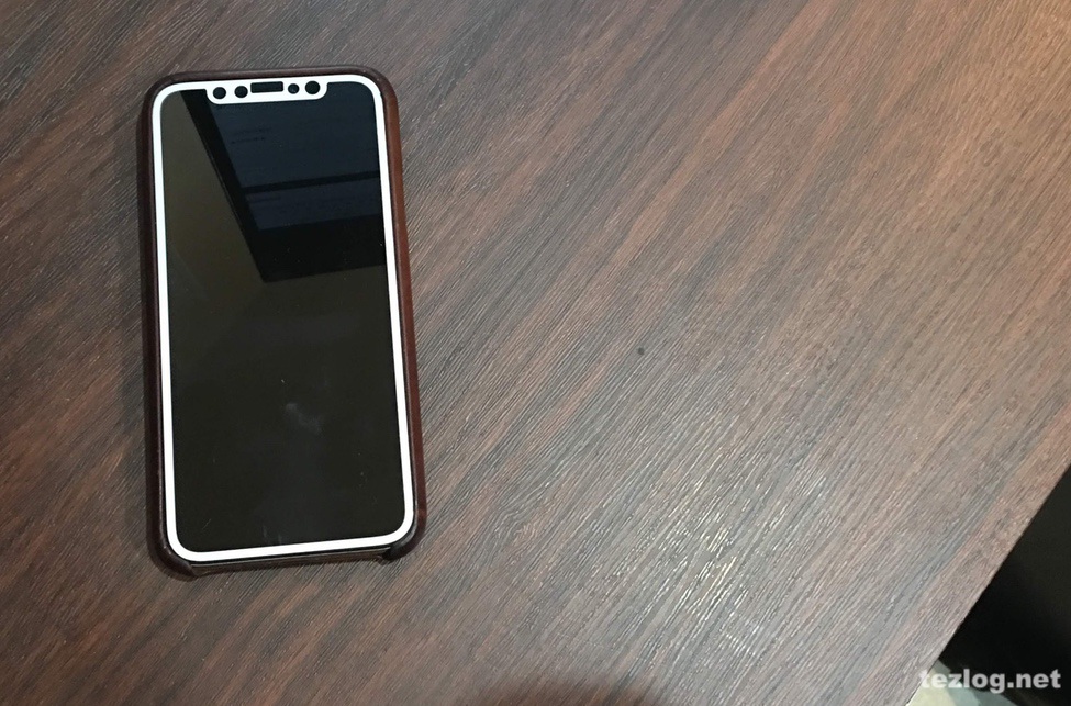 Twelve South Relaxed Leather for iPhoneX 液晶面