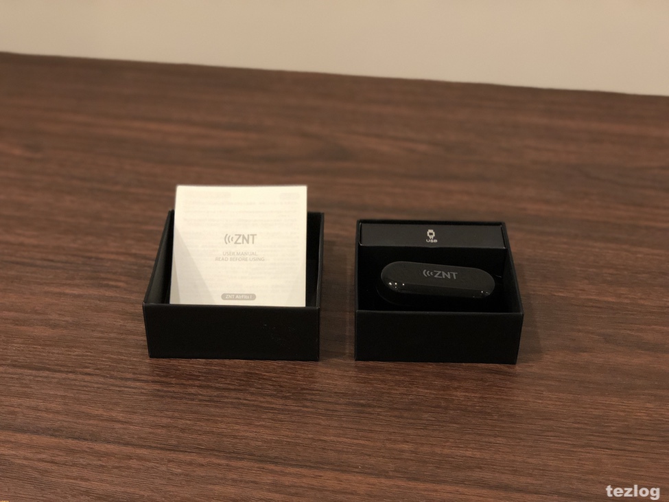 ZNT 完全ワイヤレスイヤホン AirFits 開封したところ
