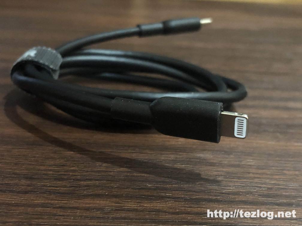 Anker USB-C & ライトニングケーブルのライトニング端子