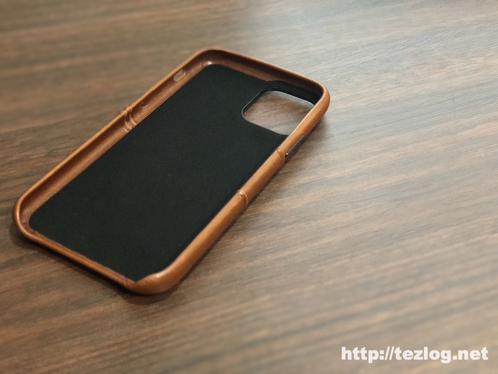 TENDLIN iPhone 11 Pro 用のカード入れ付きレザー調ケース 内側