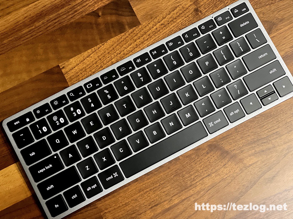 Satechi Slim X1 Bluetooth バックライトキーボード