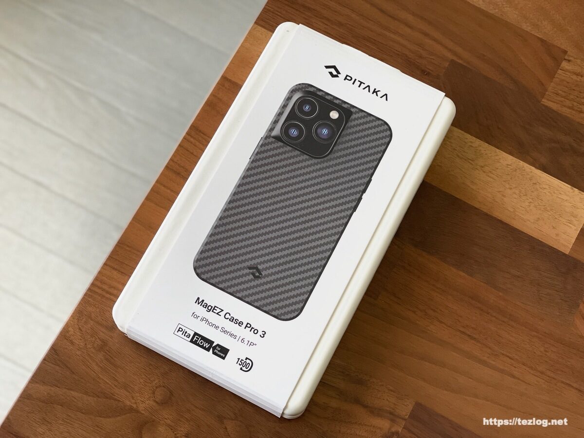 PITAKA MagEZ Case Pro 3 1500D 黒/グレーツイル柄 iPhone 14 Pro ケース パッケージ
