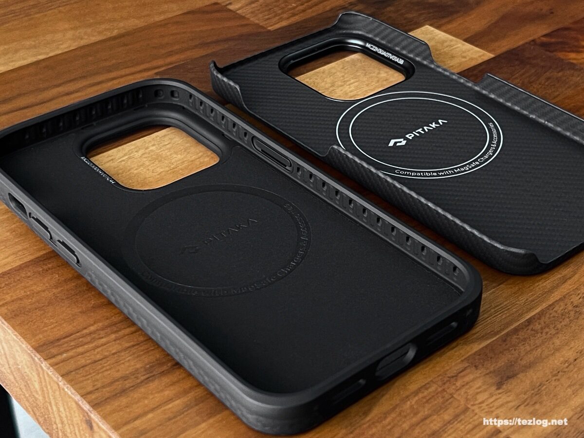 PITAKA MagEZ Case Pro 3 1500D 黒/グレーツイル柄とPITAKA MagEZ Case 3 iPhone 14 Pro 用 600D 黒/グレーツイル柄 内側の比較。