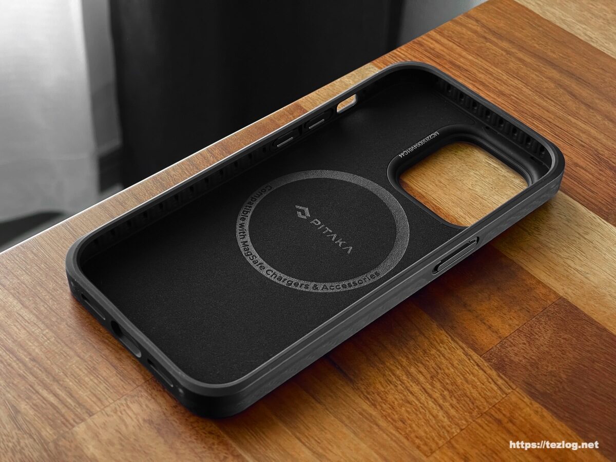 PITAKA MagEZ Case Pro 3 1500D 黒/グレーツイル柄 iPhone 14 Pro ケース 内側