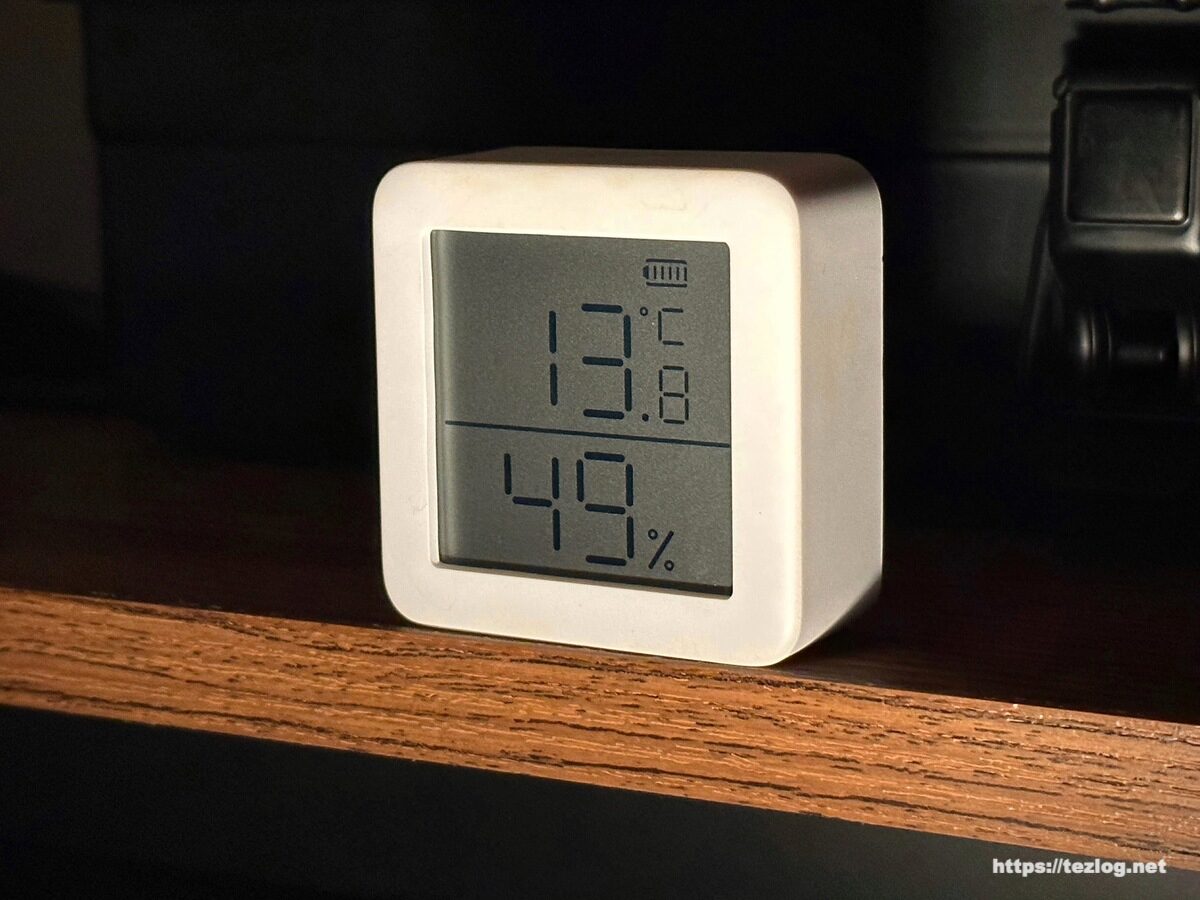 温湿度計 寝室の部屋の気温の表示