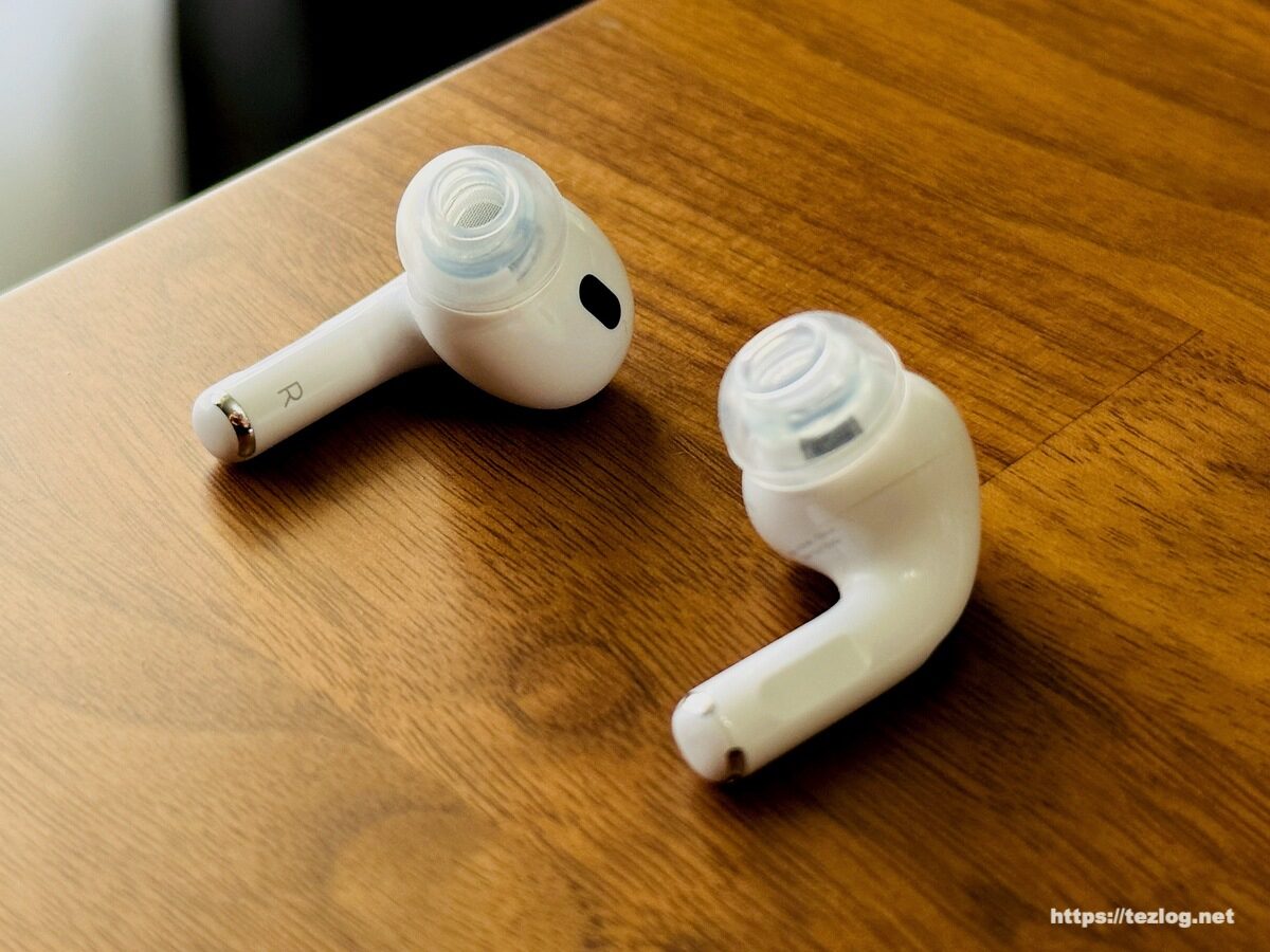 SpinFit スピンフィット SuperFine イヤーピースを取り付けたAirPods Pro2
