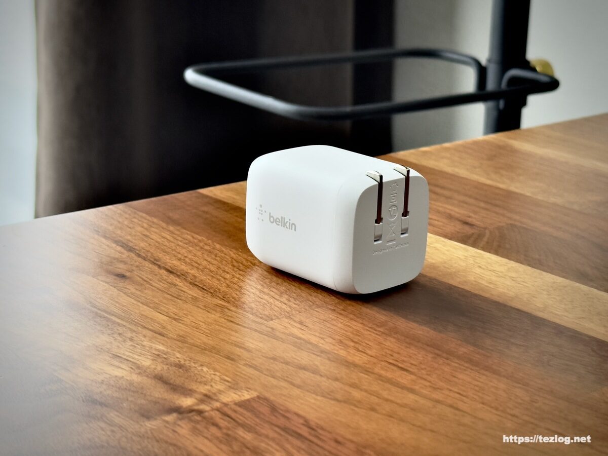 Belkin BOOST↑CHARGE Pro 65W USB-C 2ポート充電器 WCH013dqWH プラグ折りたたみ部分