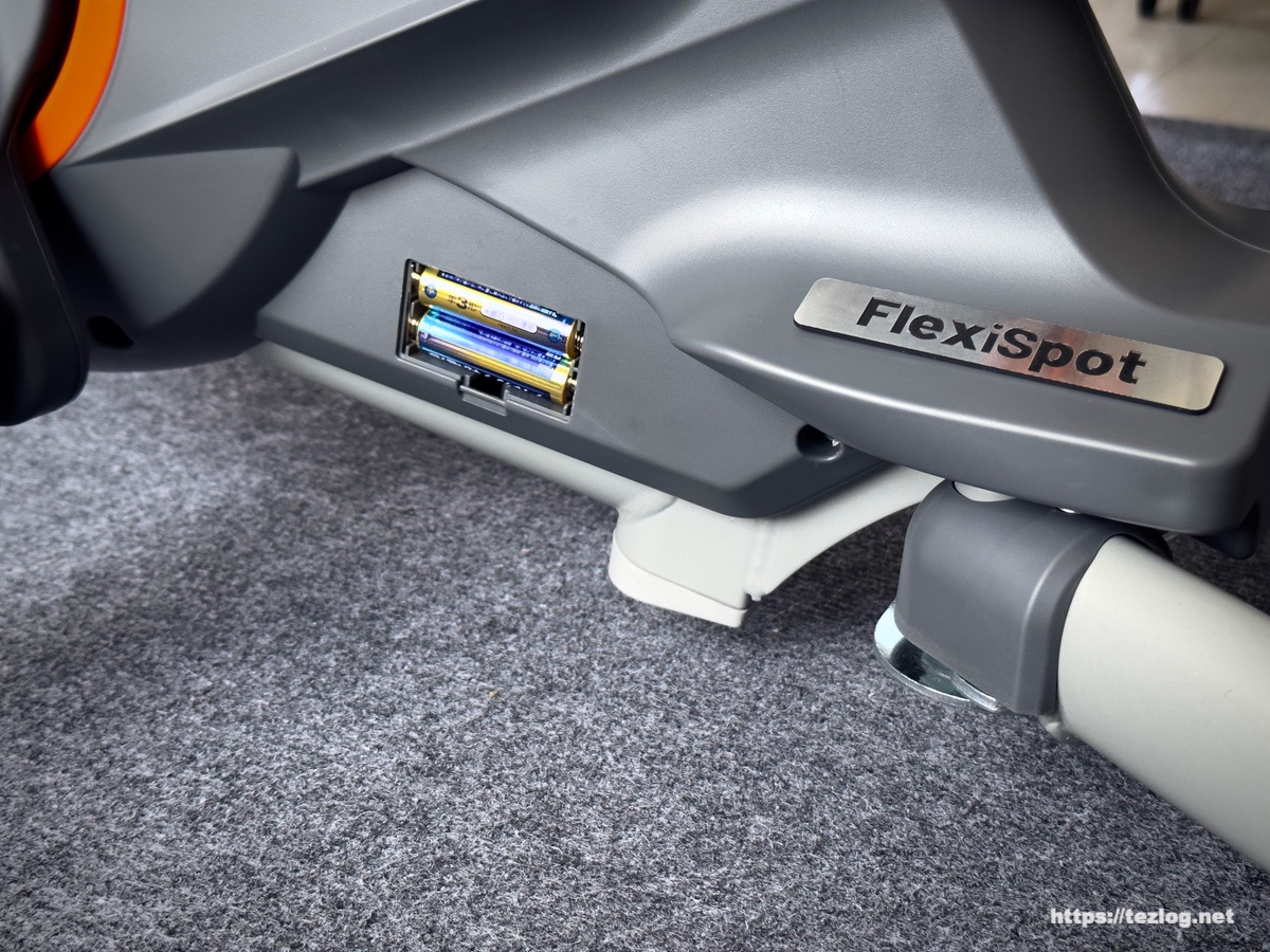 FlexiSpot フィットネスバイク V6 フィットネスチェア 単3電池2本。