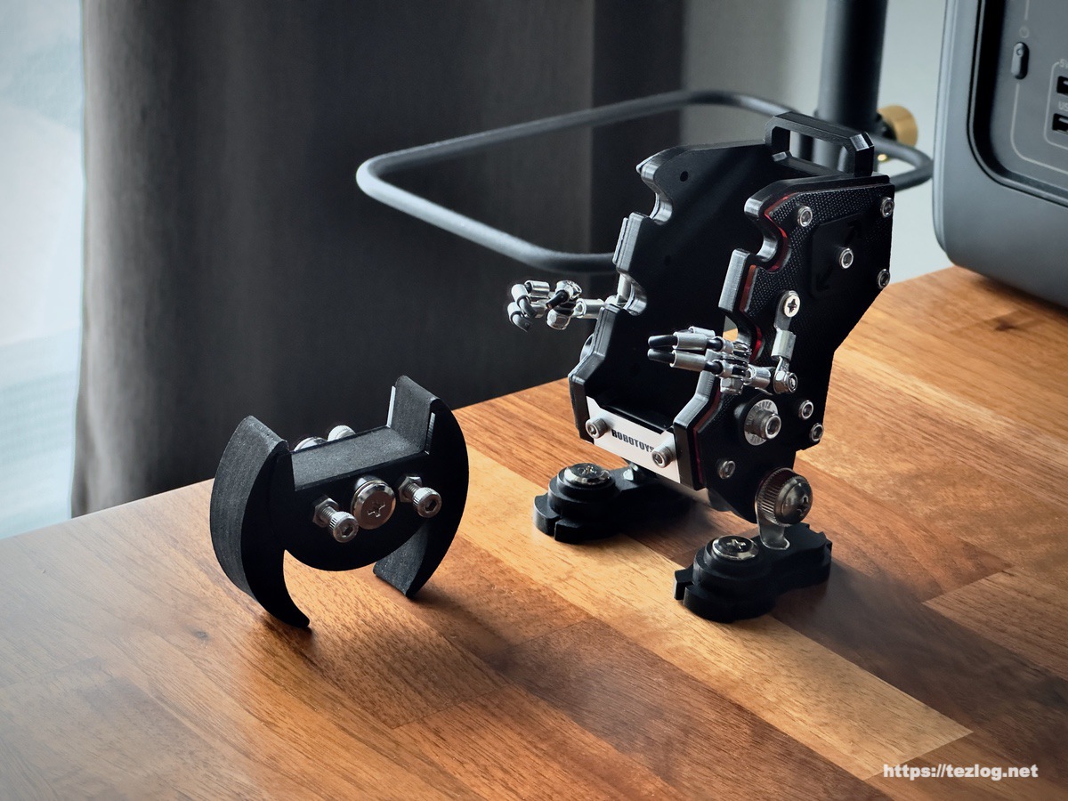 ROBOTOYS Robotic Apple Watch Stand Apple Watchの取り付け方1
