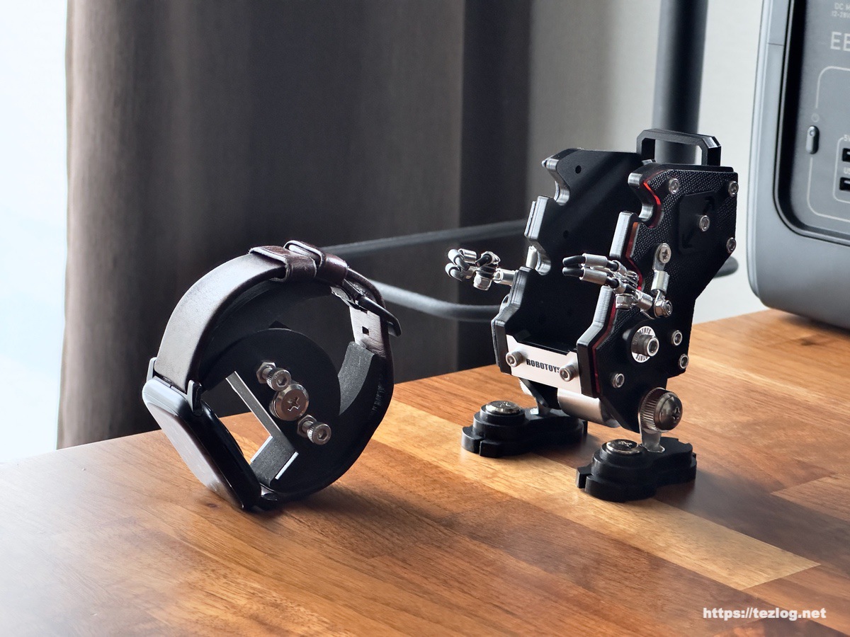 ROBOTOYS Robotic Apple Watch Stand Apple Watchの取り付け方2