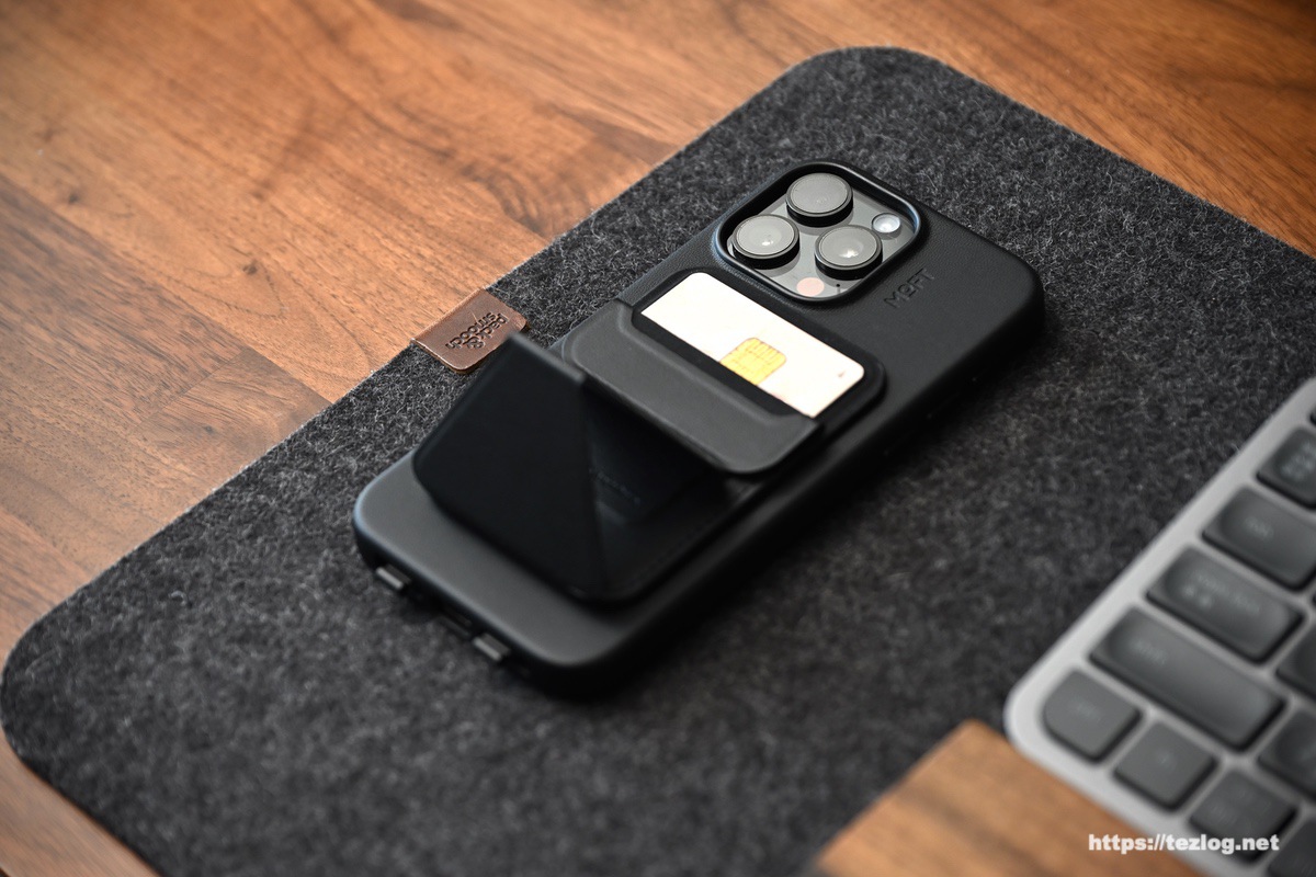 MOFT MOVAS レザー iPhoneケース+Snap-On スマホスタンドはカード収納ポケット付き