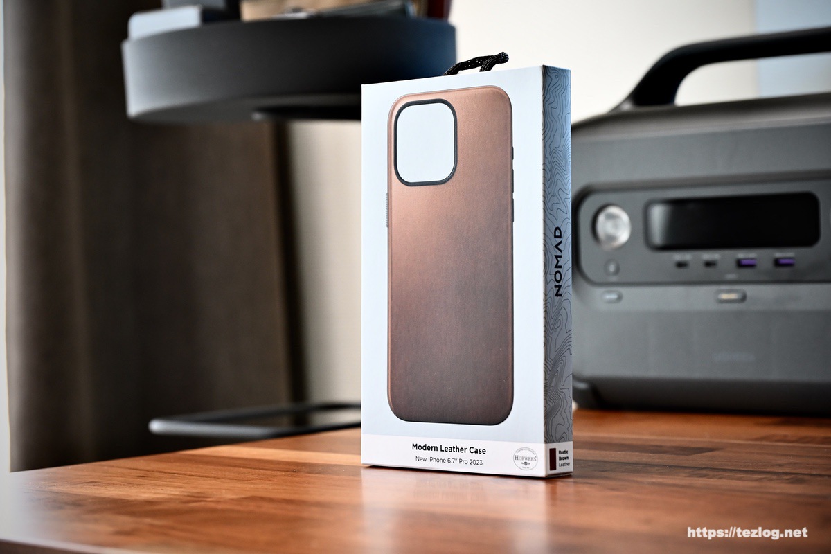 NOMAD Modern Leather Case iPhone 15 Pro Max ケース ブラウン パッケージ