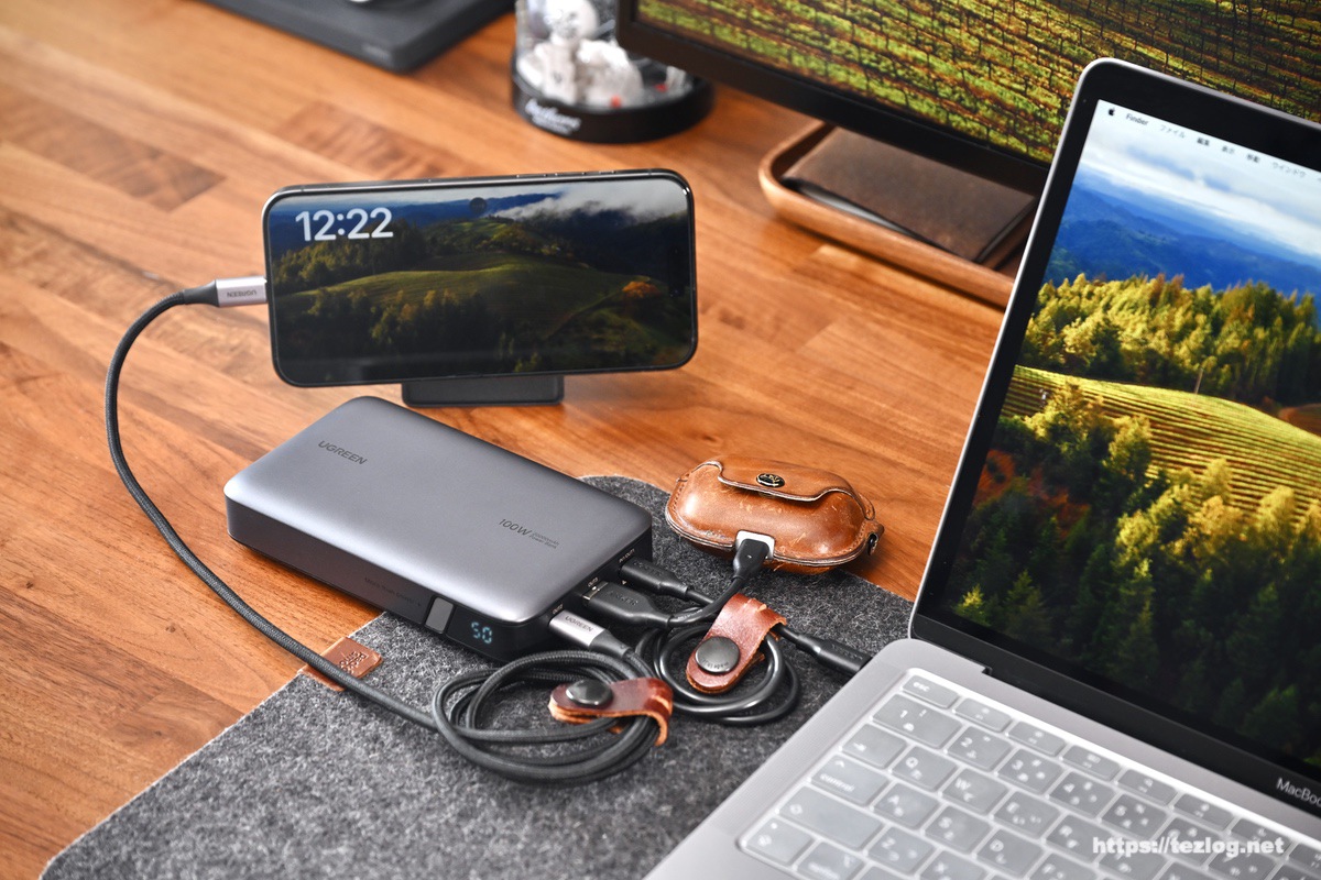 UGREEN Nexode 100W 20,000ｍAh モバイルバッテリー MacBookとiPhoneとAirPods Pro 3台同時充電で3ポート使用。