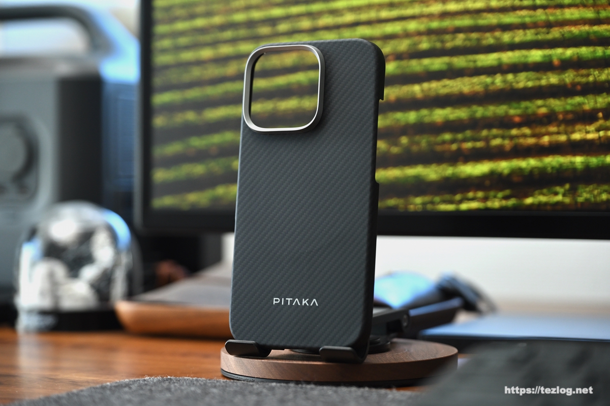 PITAKA iPhone 16 Pro Ultra-Slim Case (600D 黒/グレー）