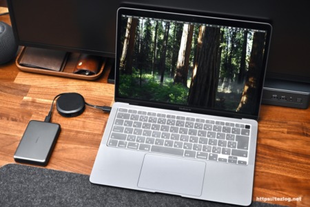 TORRAS Go-MiniMag Qi2 モバイルバッテリー でMacBook Airを最大30Wで充電。
