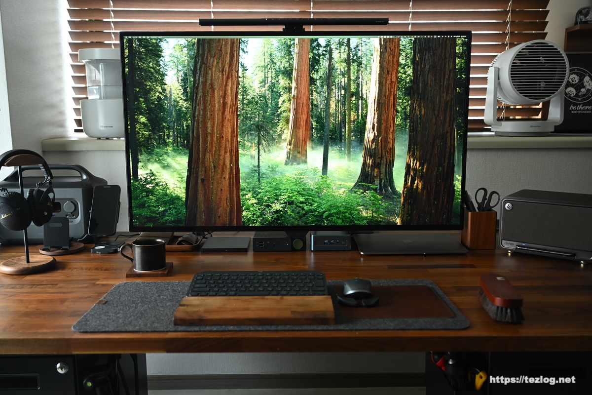 BenQ ScreenBar Pro ライト未使用のデスク周り 2