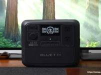 Bluetti AC70 正面・液晶オン