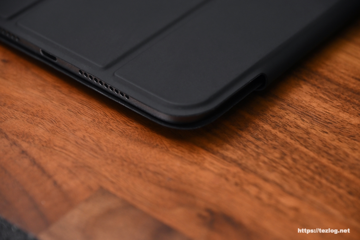 mokibo フリーアングルカバー SLIM / iPadのフレームにもカバーがかかって守られる