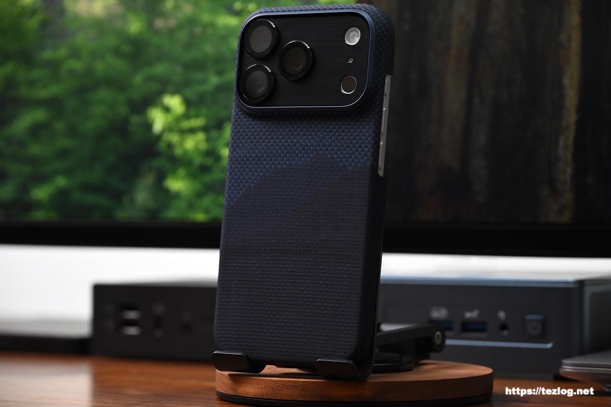 PITAKA Ultra-Slim Case StarPeak 山/ iPhone 17 Pro