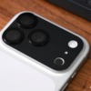 SeGinn iPhone 17 Pro 対応 カメラフィルム レンズカバー アルミ合金＋強化ガラス製をiPhone 17 Proに貼り付け