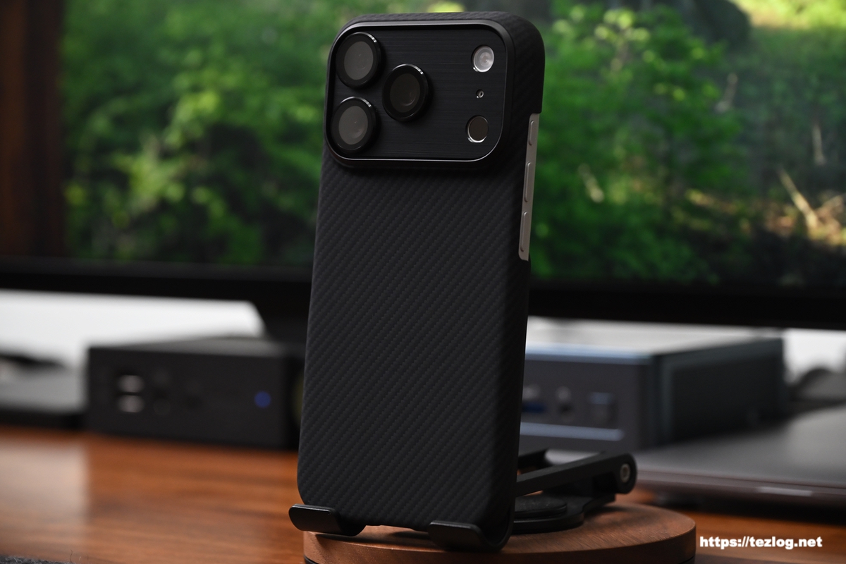 iPhone 17 Pro / PITAKA Ultra-Slim Case 600D 黒/グレー/ SeGinn カメラレンズカバー アルミ合金＋強化ガラス製