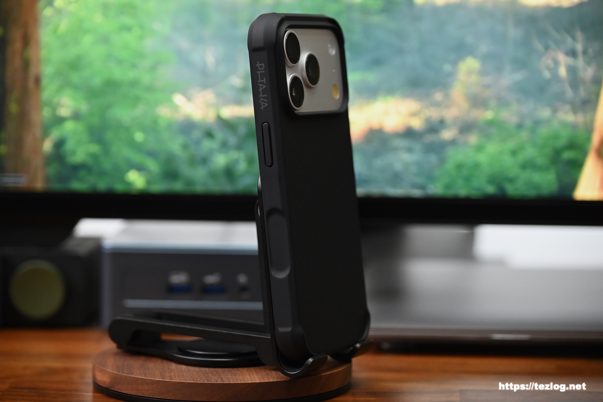 PITAKA ProGuardケース - 600D黒/グレー / iPhone 17 Pro