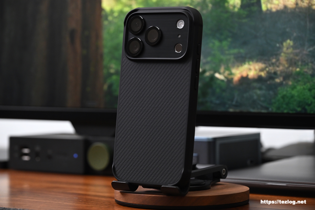 PITAKA ProGuardケース - 600D黒/グレー / iPhone 17 Pro / レンズカバーブラック