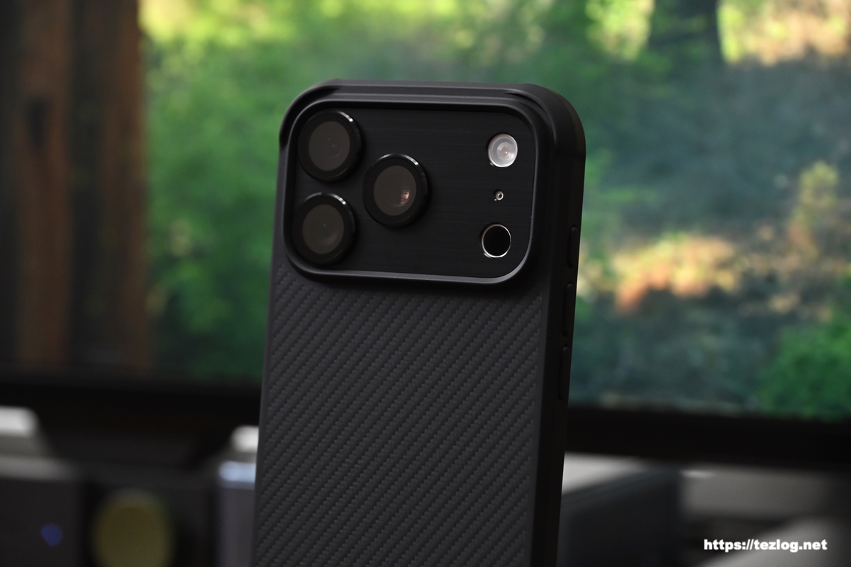 PITAKA ProGuardケース - 600D黒/グレー / iPhone 17 Pro