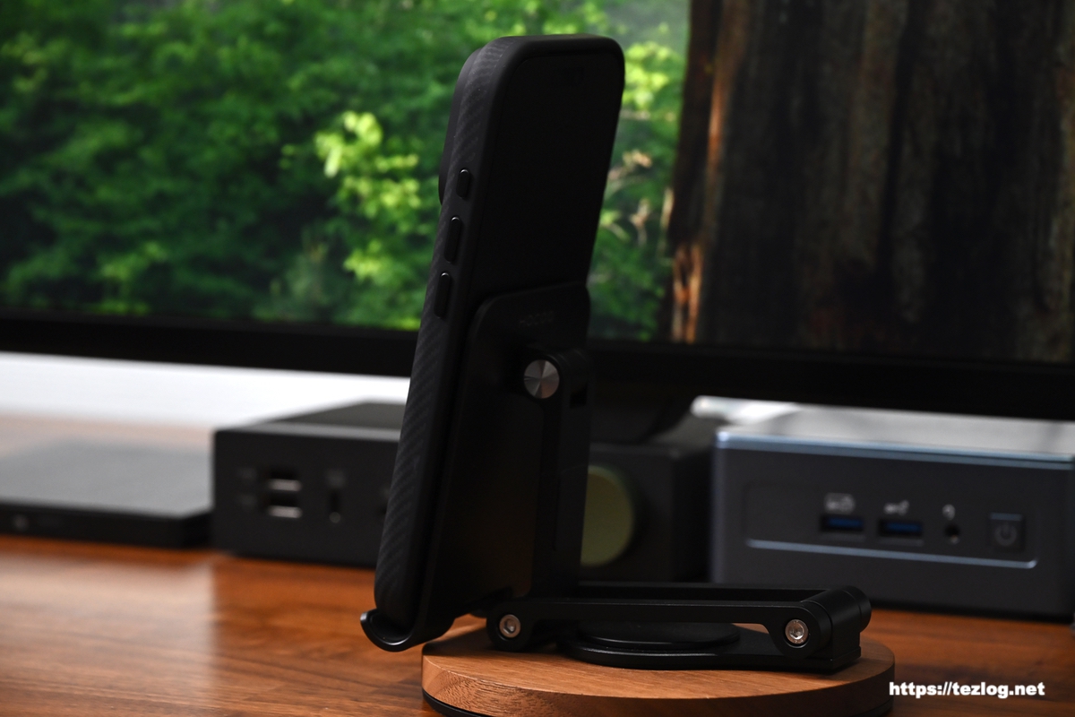 PITAKA UltraGuardケース - 600D黒/グレー / iPhone 17 Pro 右側面