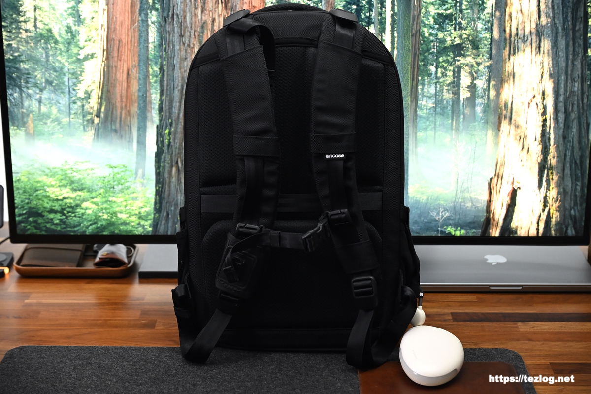 TORRAS FlexLine Pebbleをバックパックのハンドルにぶら下げ2