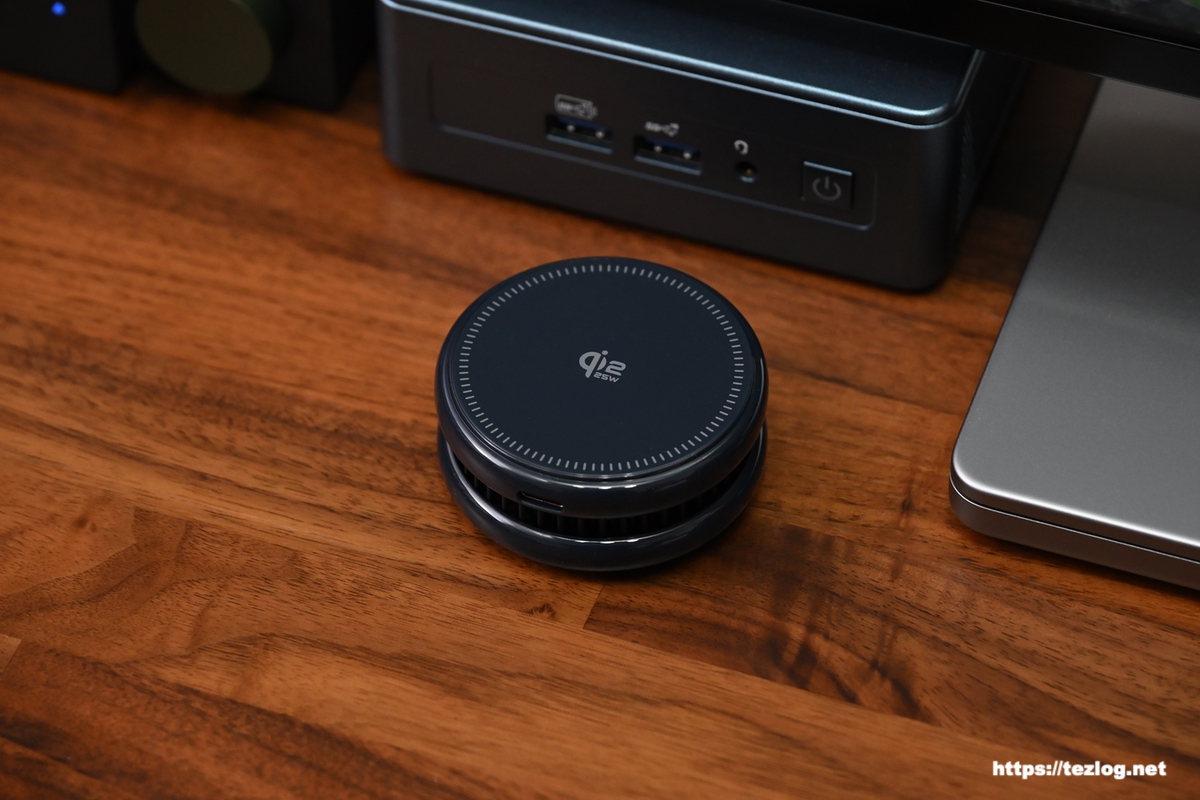 TORRAS icenano Pro 45W Qi2 充電器側