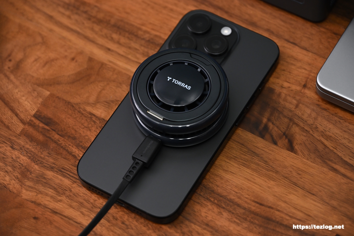 TORRAS Ostand PolarCircle Qi2 Magsafe充電器/iPhone 16 Pro