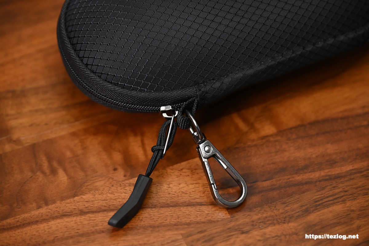 FINTIE サングラスケース カラビナ付き