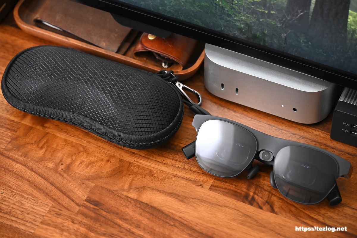 XREALなどのARグラス・AIスマートグラスが入ってバッグにぶら下げられるカラビナ付きメガネケース。FINTIE サングラスケース・XREAL One Pro