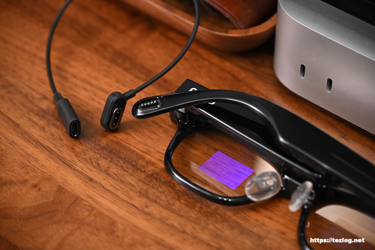 Rokid スマートAIグラスとマグネット式充電ケーブル