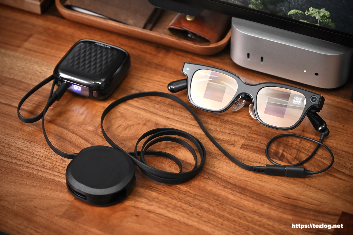 Rokid スマートAIグラスをモバイルバッテリーで充電
