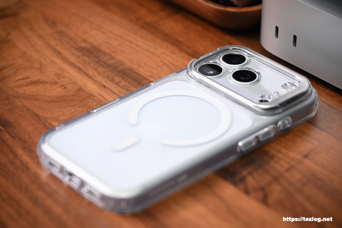 ESR Classic ハイブリッドマグネットケース / iPhone 17 Pro