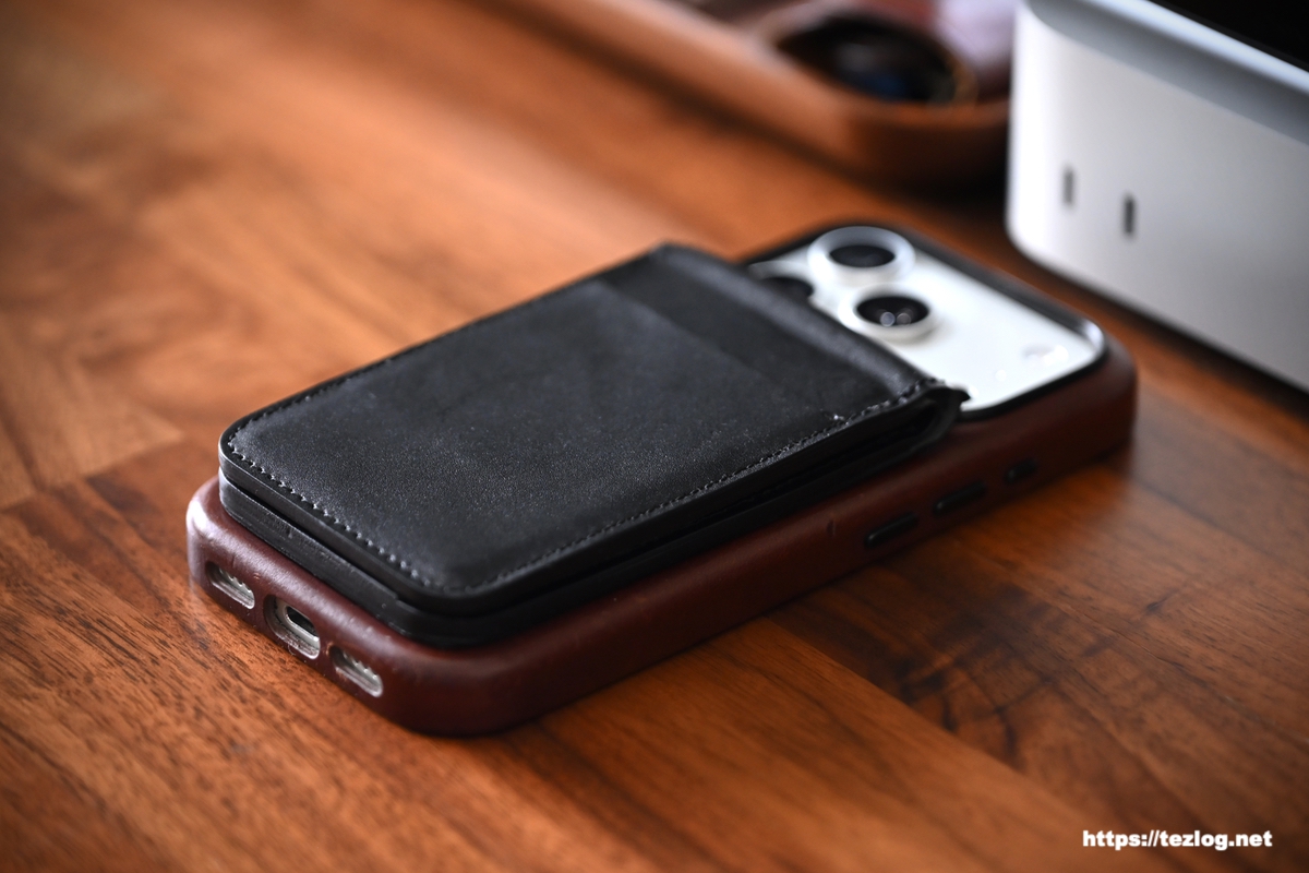 Molid レザー MagSafe Wallet / iPhone 17 Pro