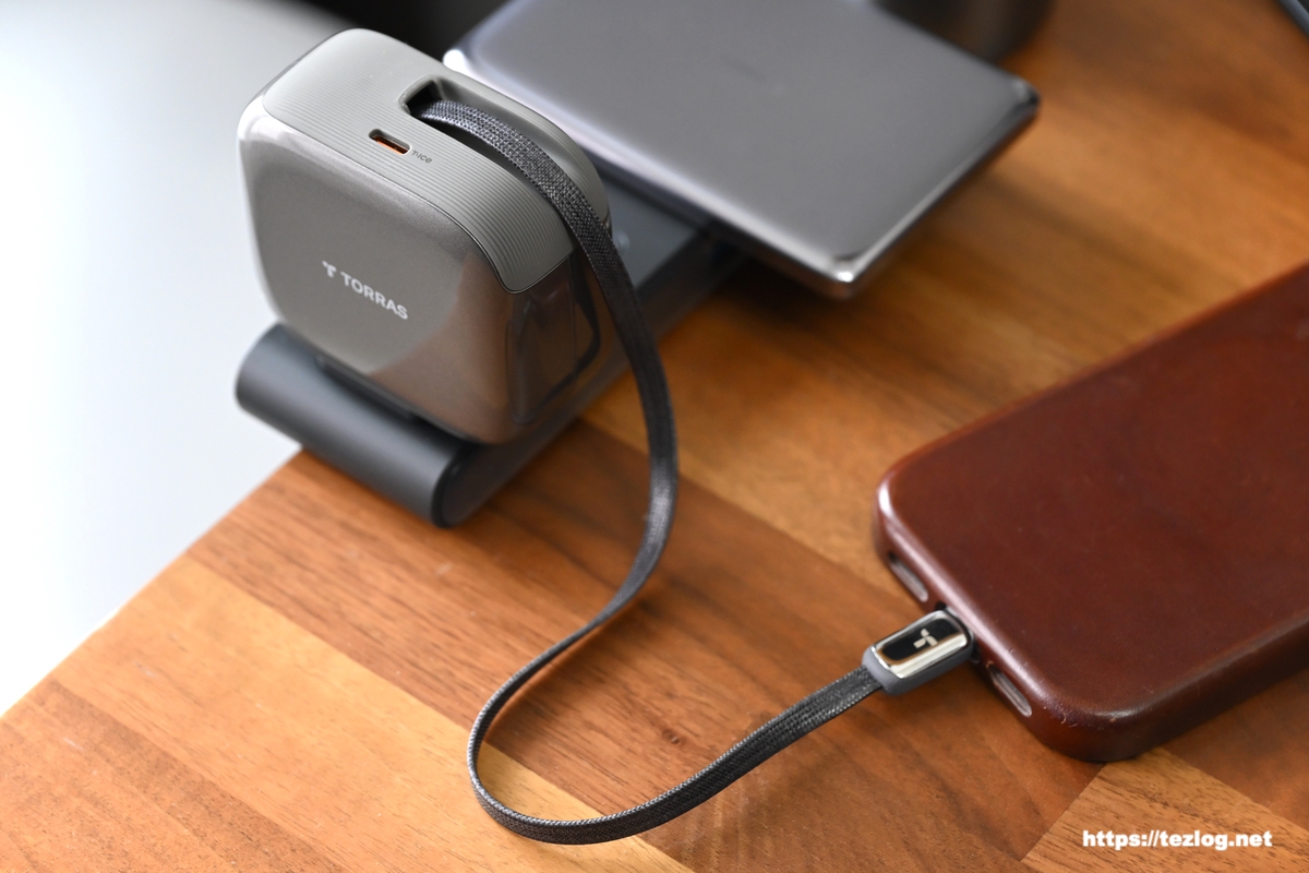 TORRAS FlexLine Pro 60W チタン・グレー 上部アップ ナイロン素材編み込みUSB Type-Cケーブル・USB Type-Cポート