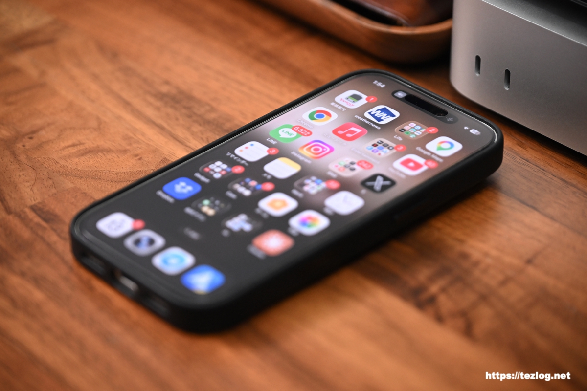 MOFT MOVAS™ レザーケース / iPhone 17 Pro