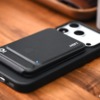 MOFT MOVAS™ レザーケース / 8-in-1 多機能スタンド (MagSafe・紛失防止・探す対応) / iPhone 17 Pro
